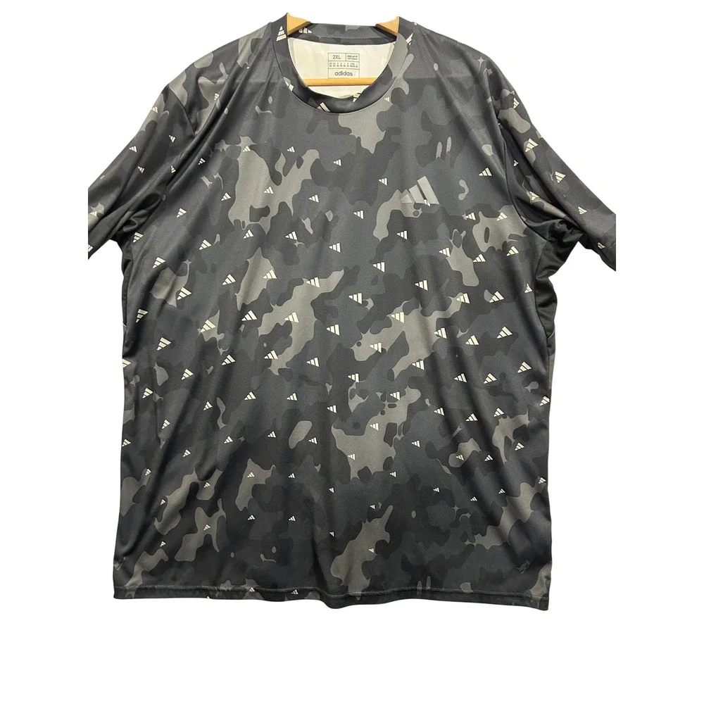 Adidas 2XL Training T-Shirt Gray Camo All Over Print Regular Fit Mens (684)‎